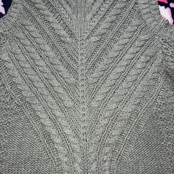 NWT Aeropostale Cold Shoulder Cable Sweater - Picture 6 of 9